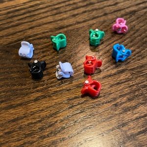 Brandy Melville hair clips